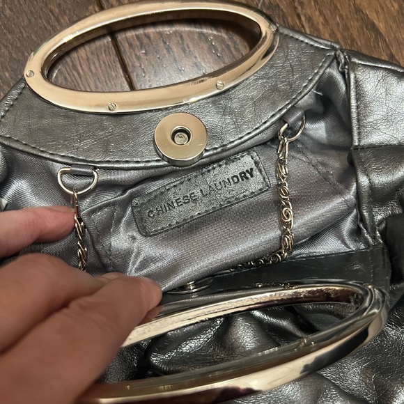 Chinese Laundry Metallic Silver Clutch - Picture 6 of 8